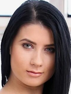 Nicole Black