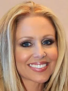 Julia Ann
