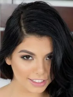 Gina Valentina