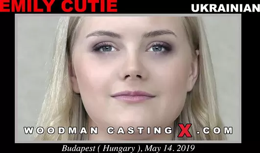 У Вудмана пустили по кругу 19-тилетнюю миловидную няшку