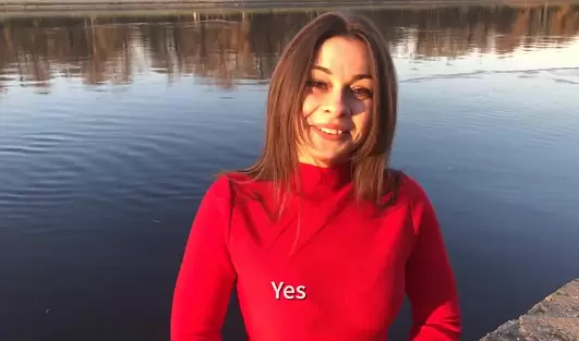 Озабот заманил к себе на хату дурынду, чтобы научить сосать хуй и ебаться