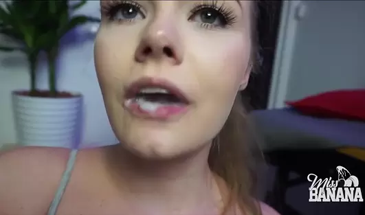 Подборка как доказательство что личико красотки создано для того чтоб принимать сочные камшоты