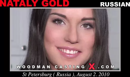 Русская тёлка пришла к Вудману, чтобы научиться ебаться.