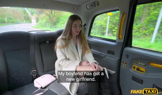 После ссоры с бойфрендом для девки и хуй таксиста сгодится