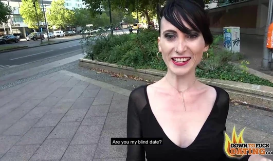 Договор с порнопродюсером: я трахаю незнакомку, а он получает горячее видео